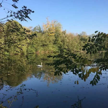 Le Moulin De Saint-julien Bed & Breakfast